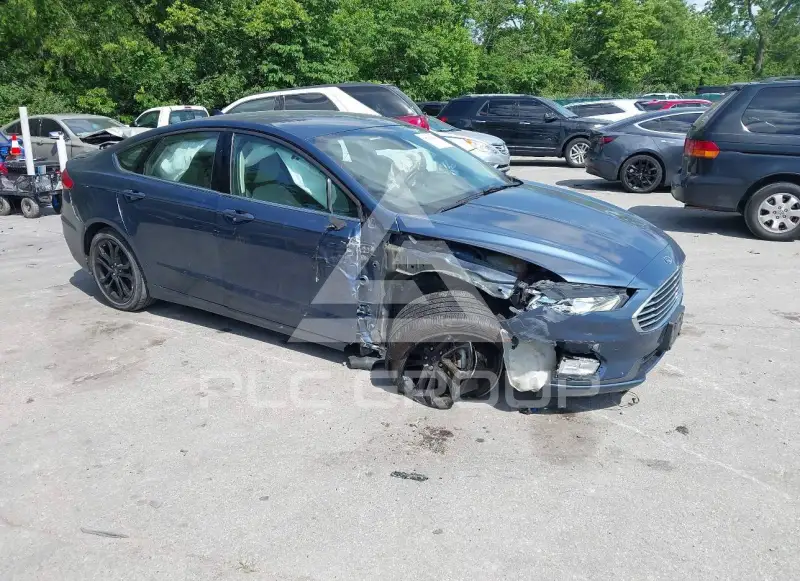 2019 Ford FUSION фото