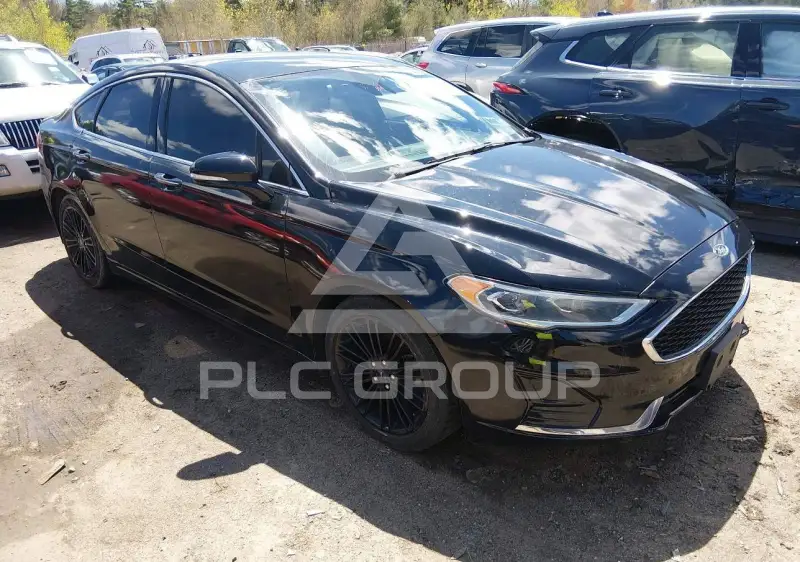 2019 Ford FUSION фото