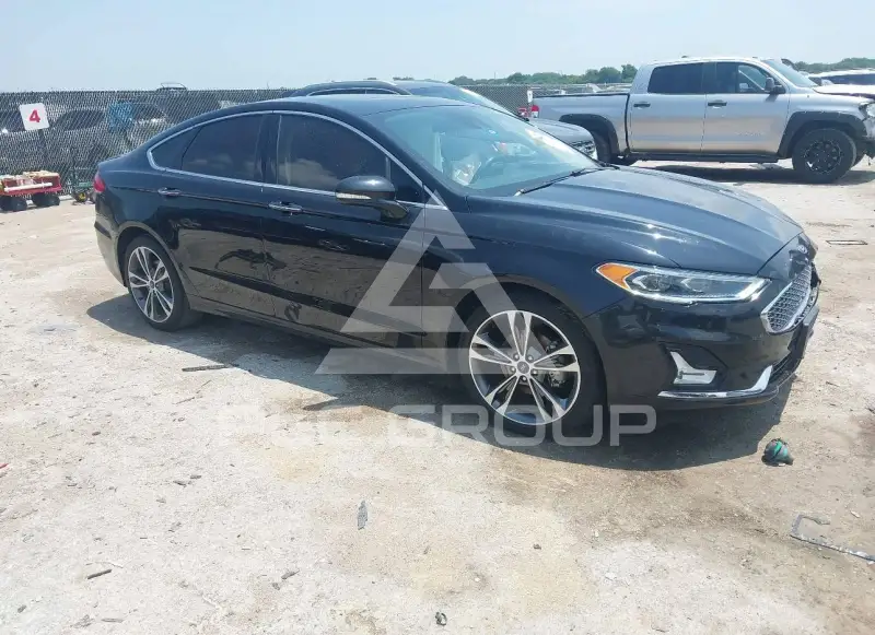 2019 Ford FUSION фото