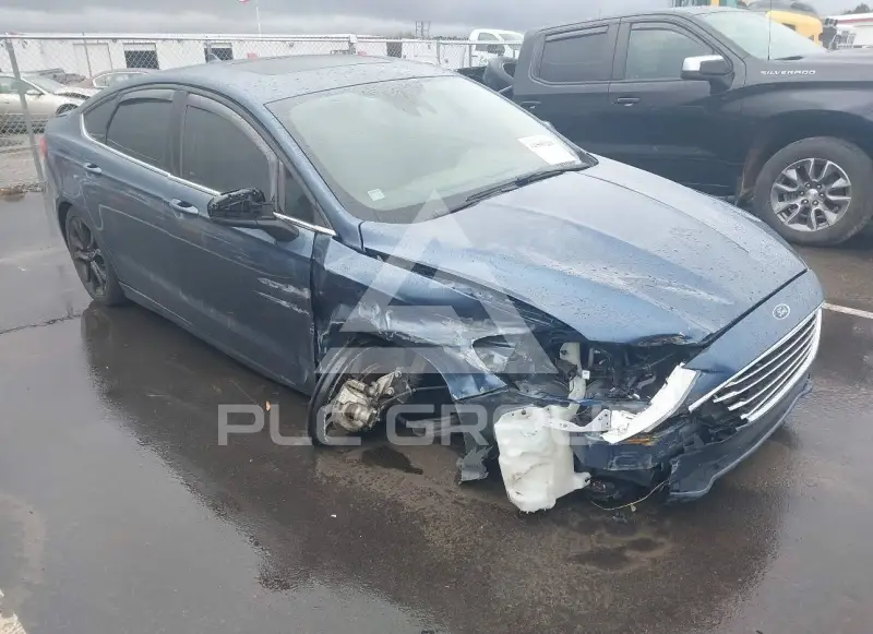 2019 Ford FUSION фото