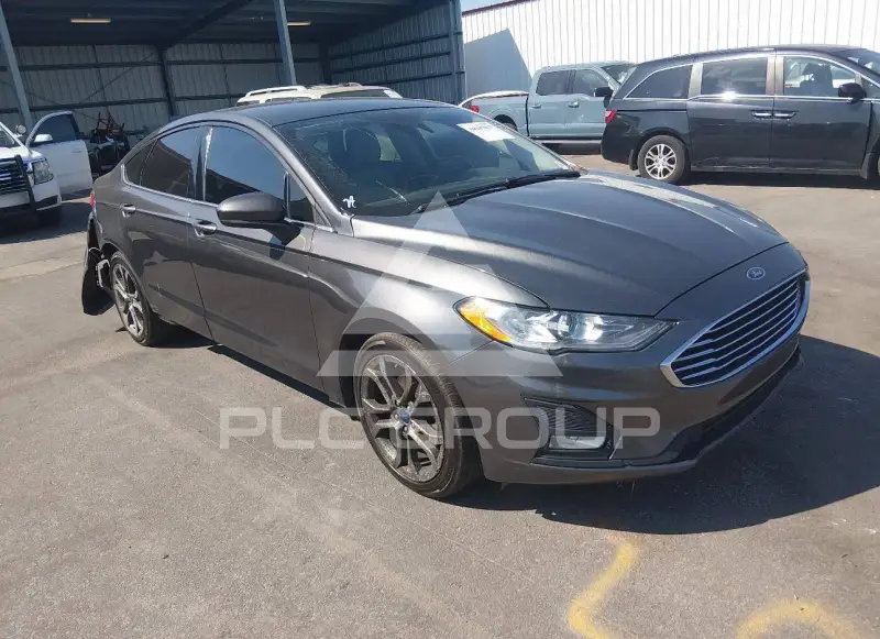 2019 Ford FUSION фото