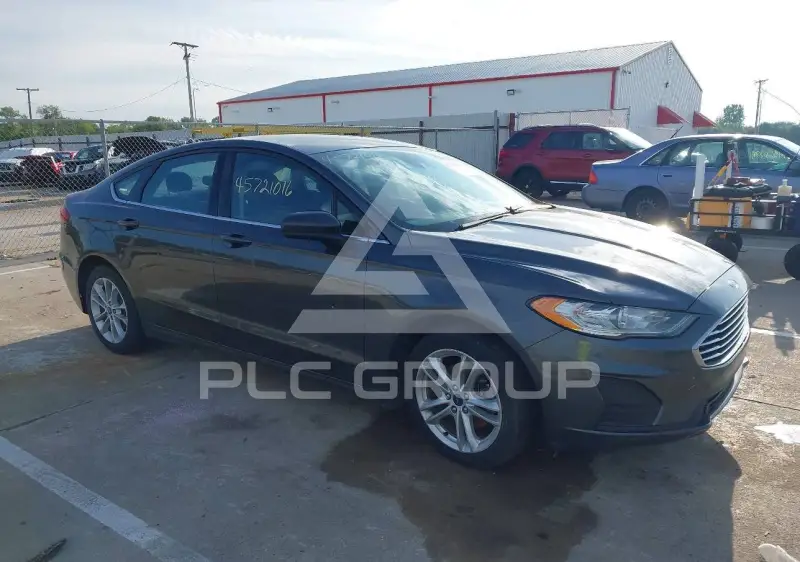 2019 Ford FUSION фото