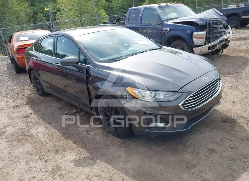 2019 Ford FUSION фото