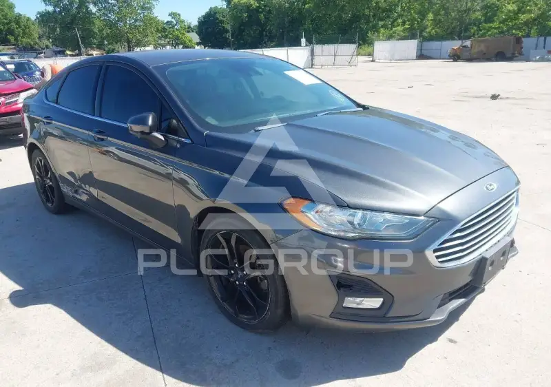 2019 Ford FUSION фото