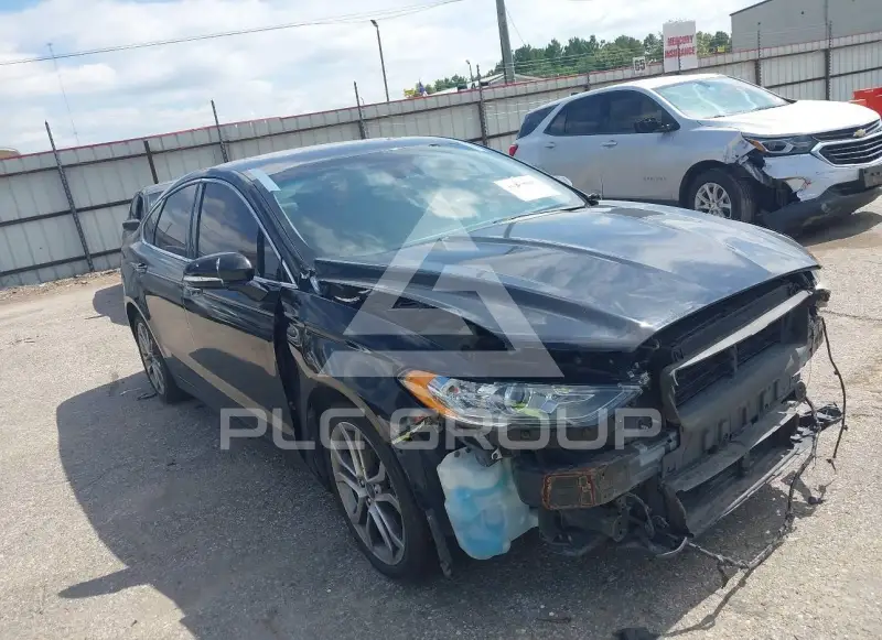 2019 Ford FUSION photo
