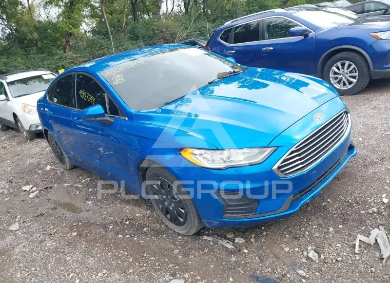 2019 Ford FUSION фото