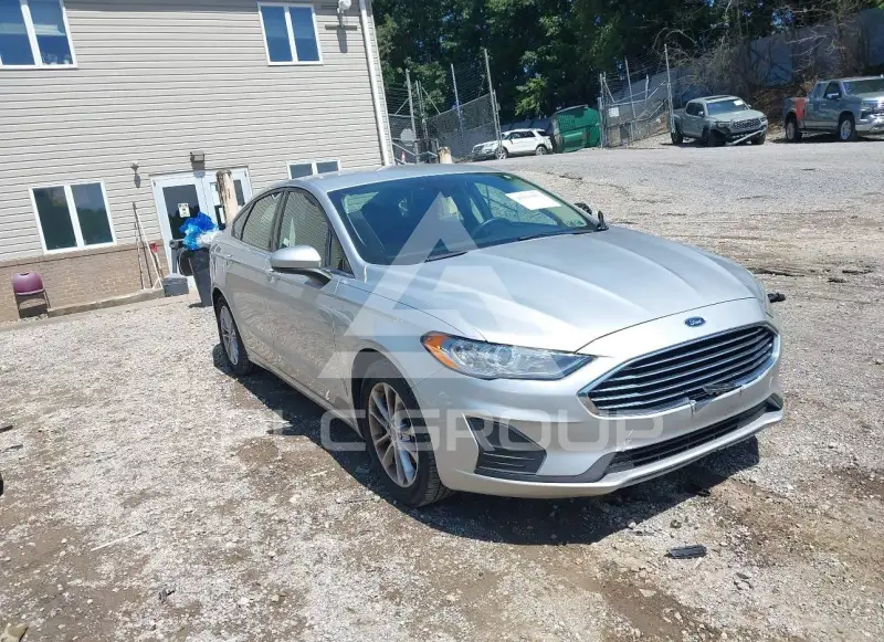 2019 Ford FUSION фото