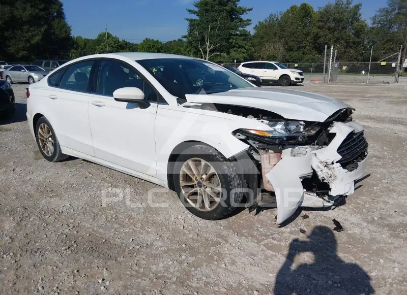 2019 Ford FUSION photo
