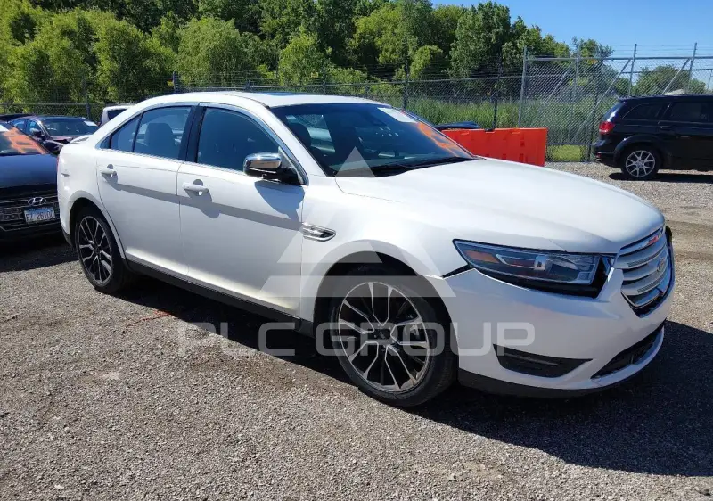 2019 Ford TAURUS photo