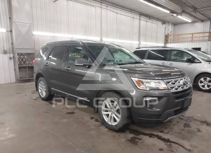 2019 Ford EXPLORER фото