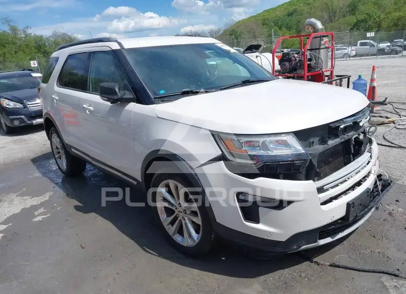 2019 Ford EXPLORER фото