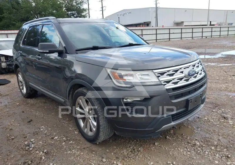 2019 Ford EXPLORER фото