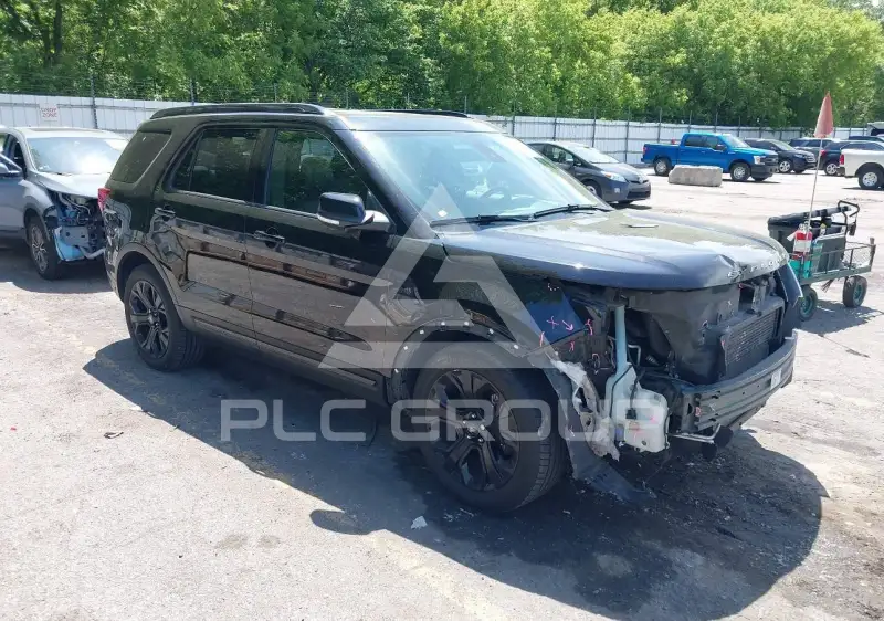 2019 Ford EXPLORER фото