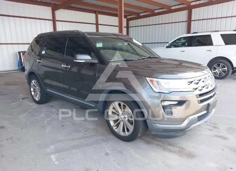 2019 Ford EXPLORER photo