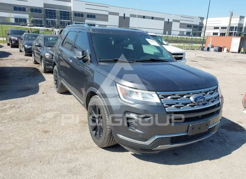 2019 Ford EXPLORER photo