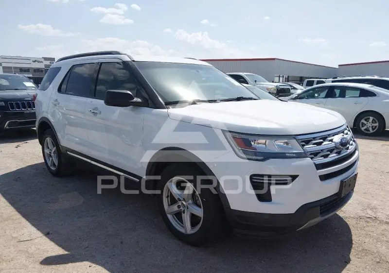 2019 Ford EXPLORER фото