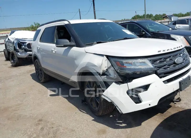 2019 Ford EXPLORER photo