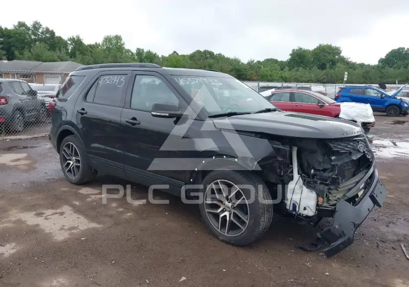 2019 Ford EXPLORER photo