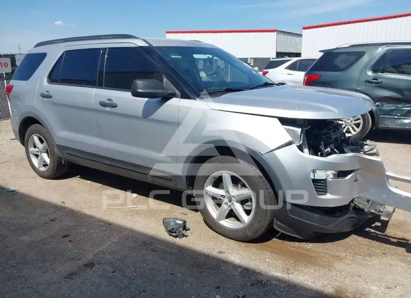 2019 Ford EXPLORER photo