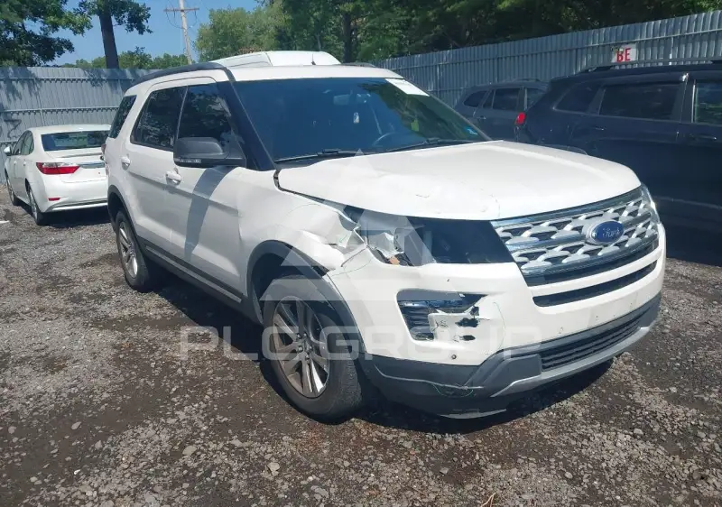 2019 Ford EXPLORER фото