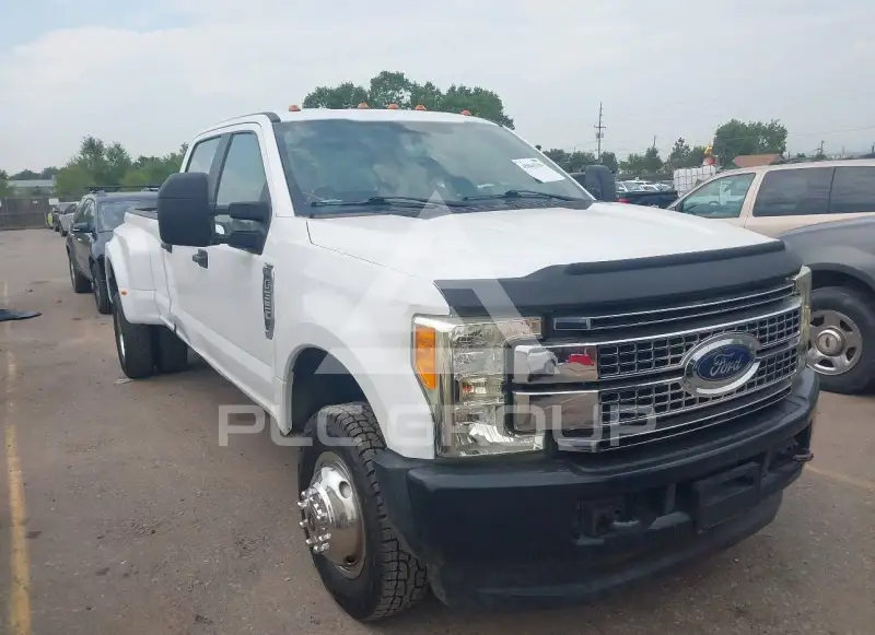 2019 Ford F-350 фото