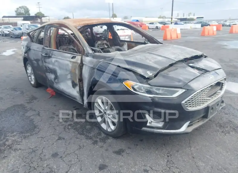 2019 Ford FUSION фото