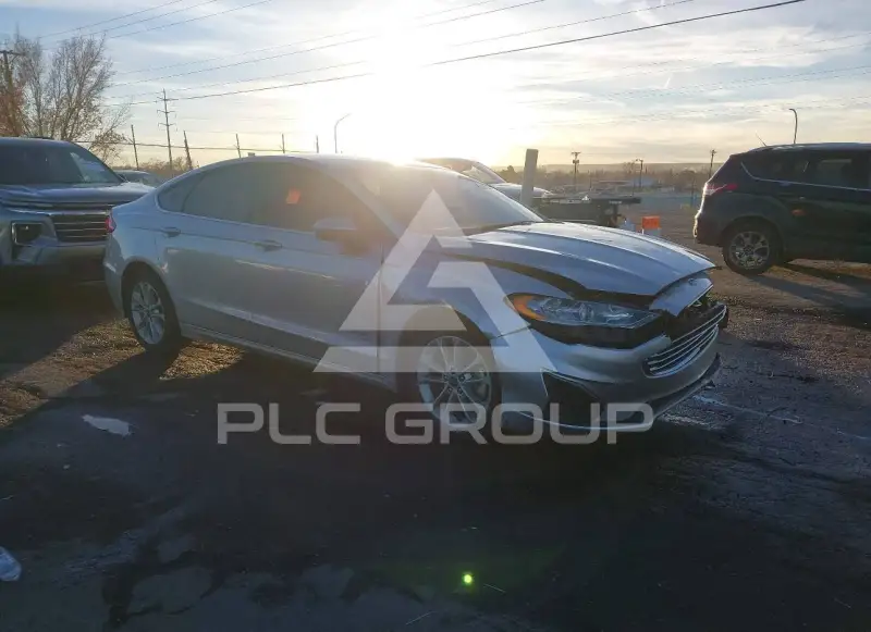 2019 Ford FUSION фото
