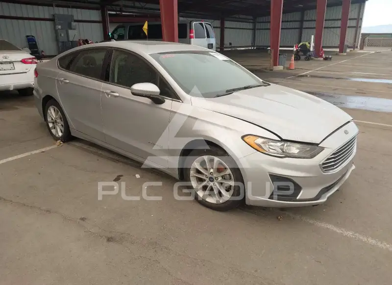 2019 Ford FUSION фото