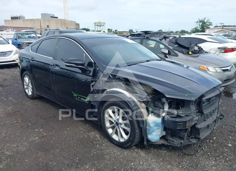 2019 Ford FUSION фото