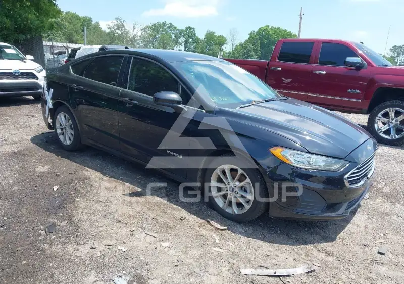 2019 Ford FUSION фото
