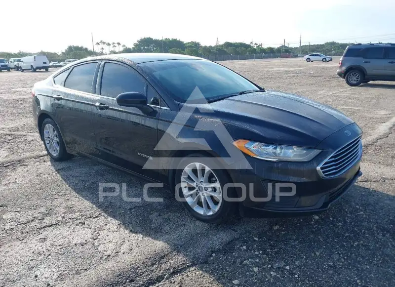 2019 Ford FUSION фото