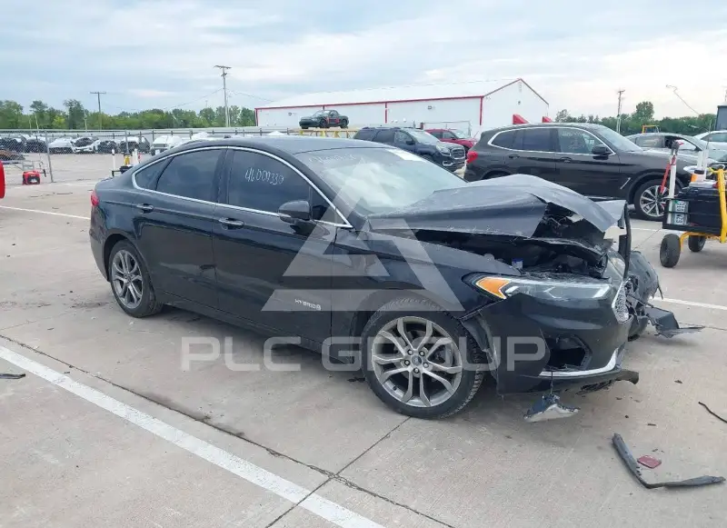 2019 Ford FUSION фото
