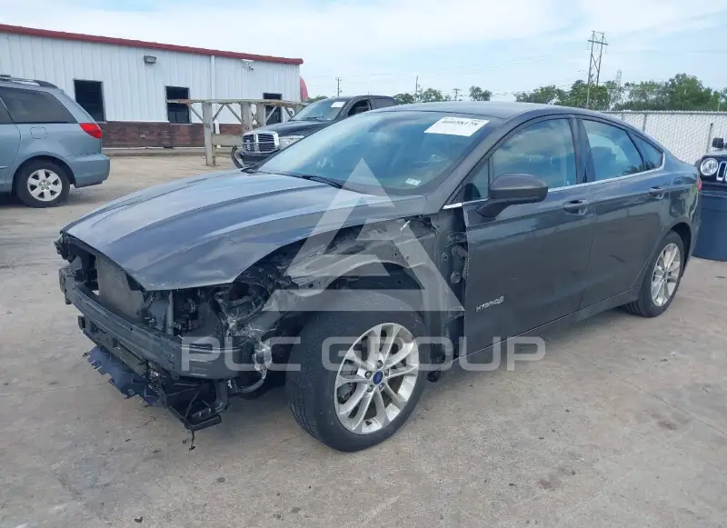 2019 Ford FUSION фото