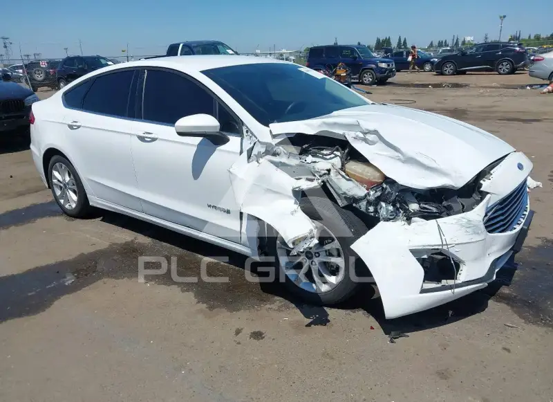 2019 Ford FUSION фото