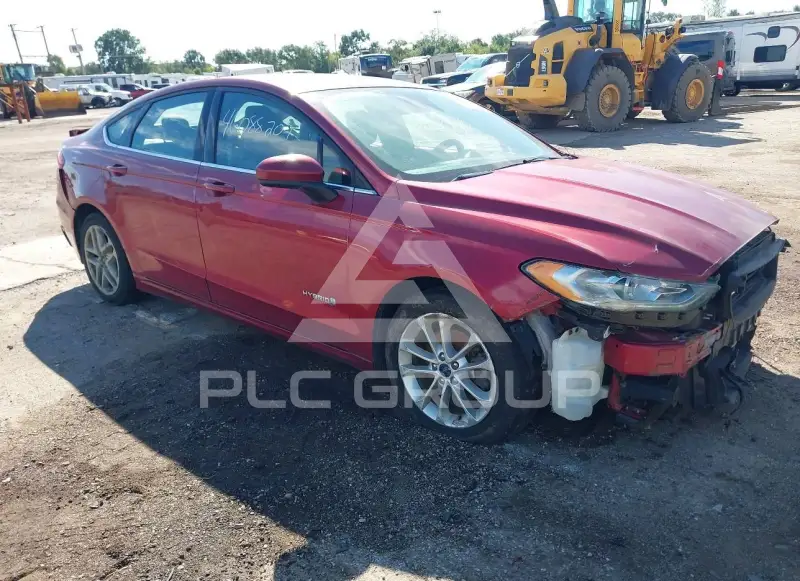 2019 Ford FUSION фото