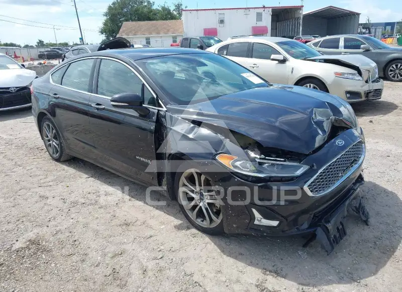 2019 Ford FUSION фото