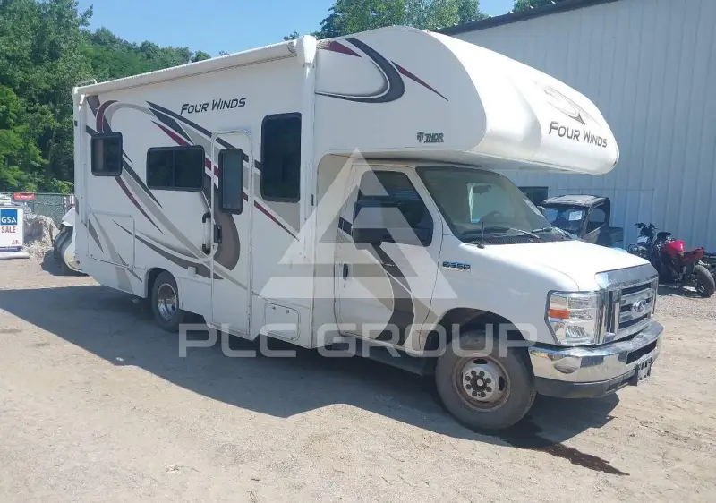 2019 Ford E-350 фото