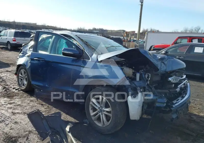 2019 Ford EDGE photo