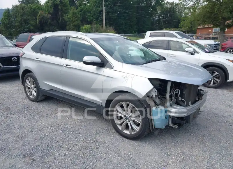 2019 Ford EDGE photo