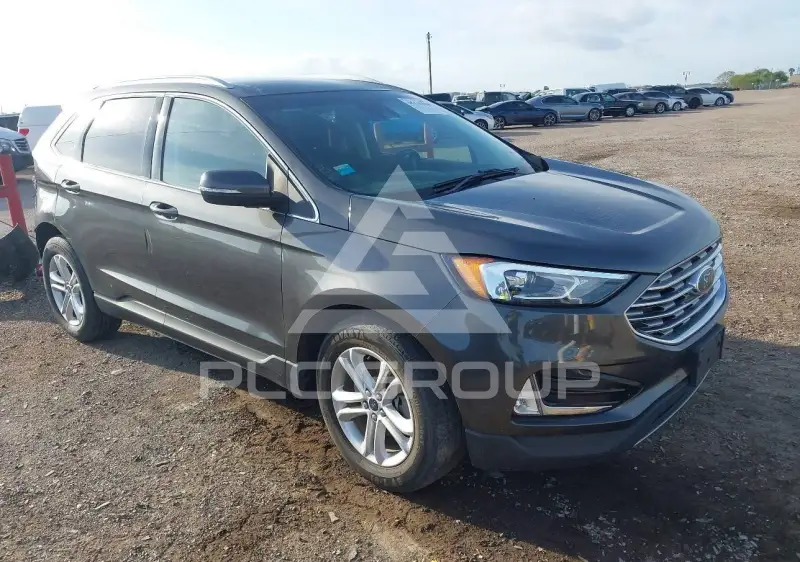 2019 Ford EDGE photo