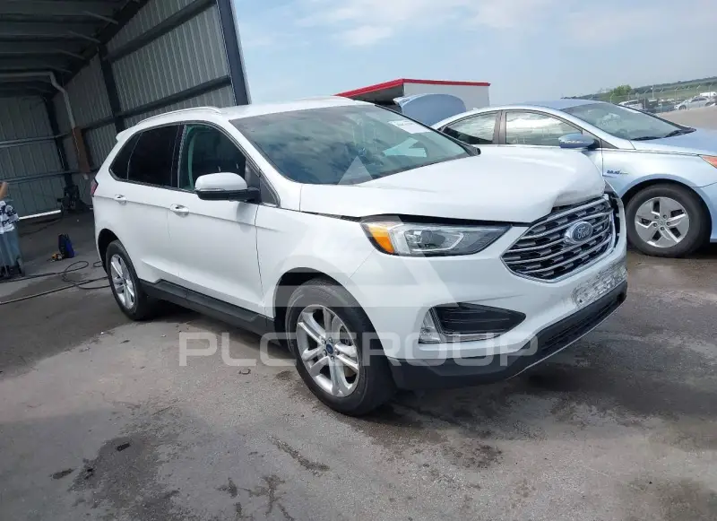 2019 Ford EDGE photo