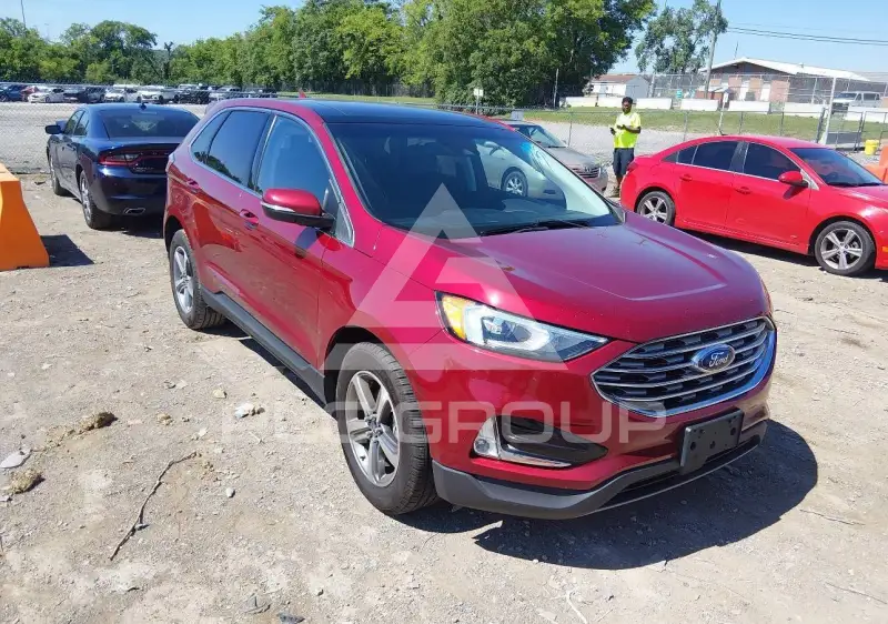 2019 Ford EDGE photo