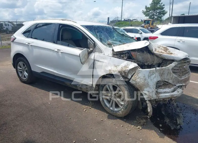2019 Ford EDGE photo