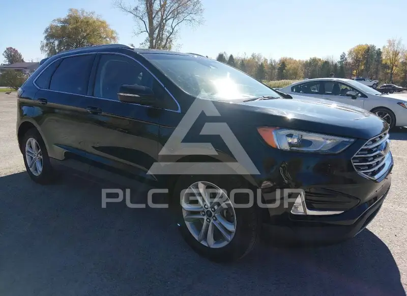 2019 Ford EDGE photo