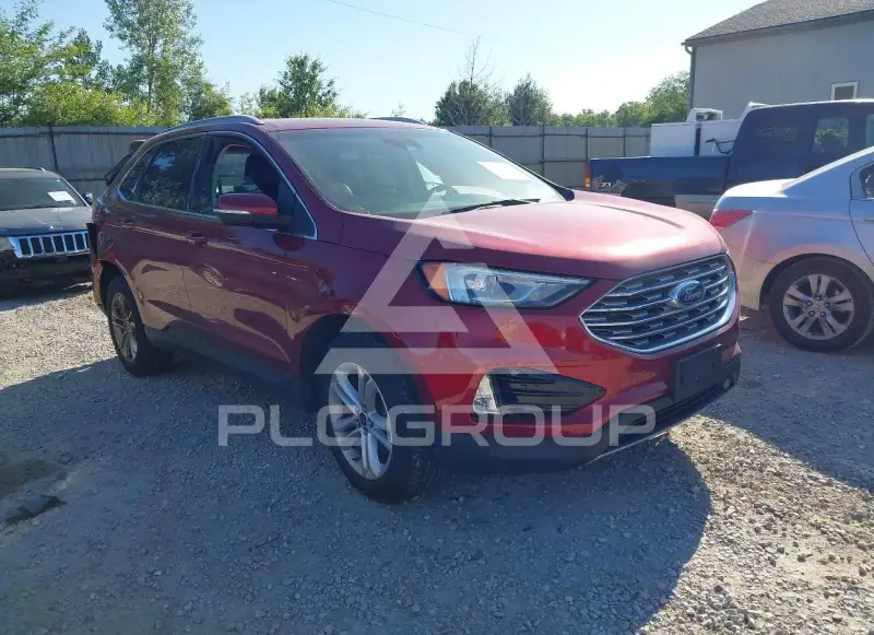 2019 Ford EDGE photo