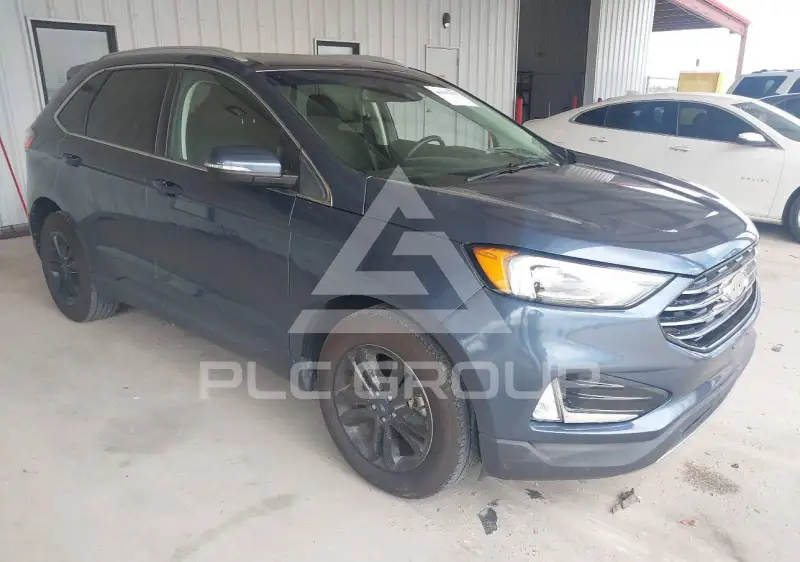 2019 Ford EDGE photo
