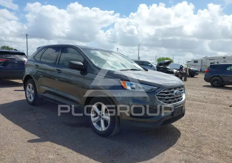 2019 Ford EDGE photo