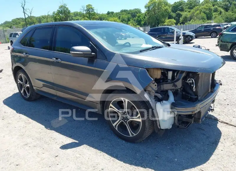 2019 Ford EDGE photo