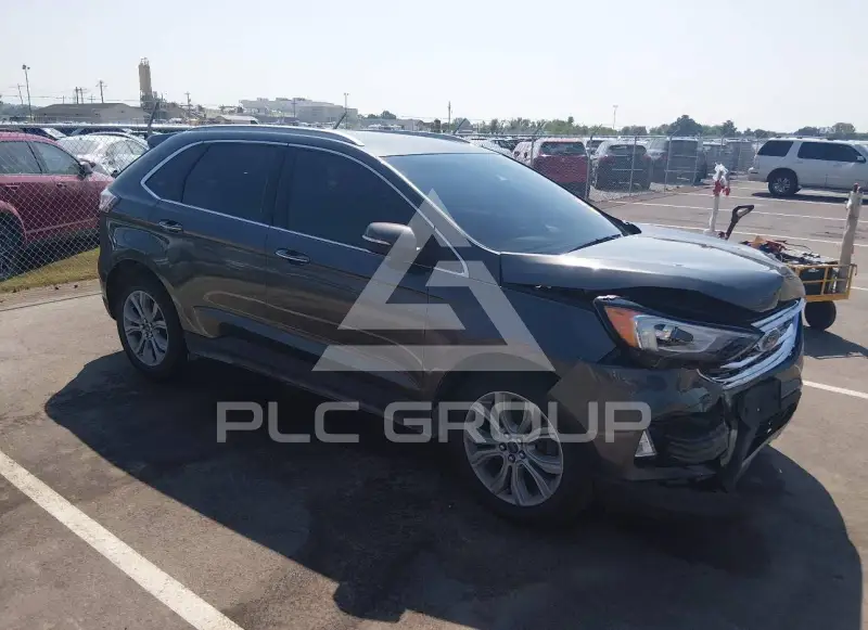 2019 Ford EDGE photo