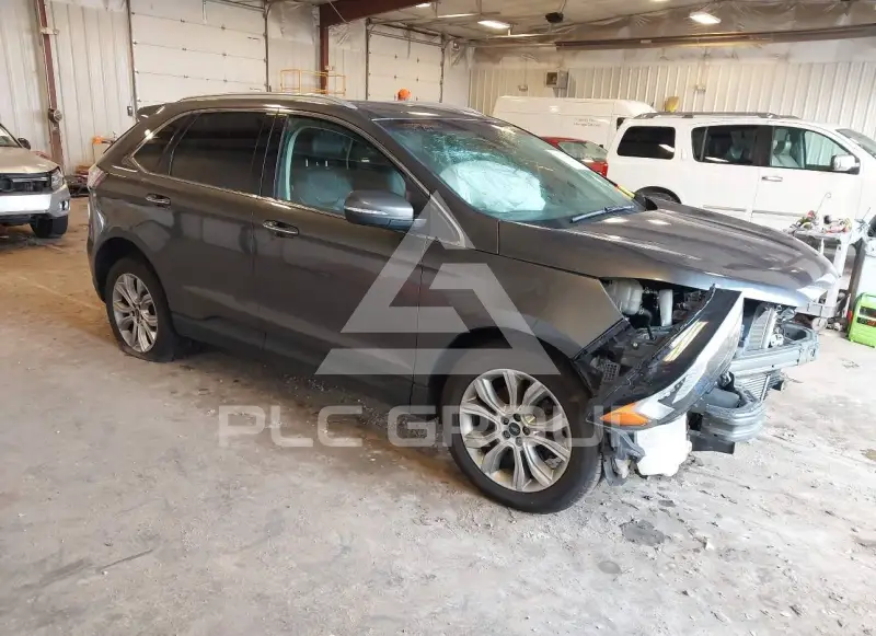 2019 Ford EDGE photo